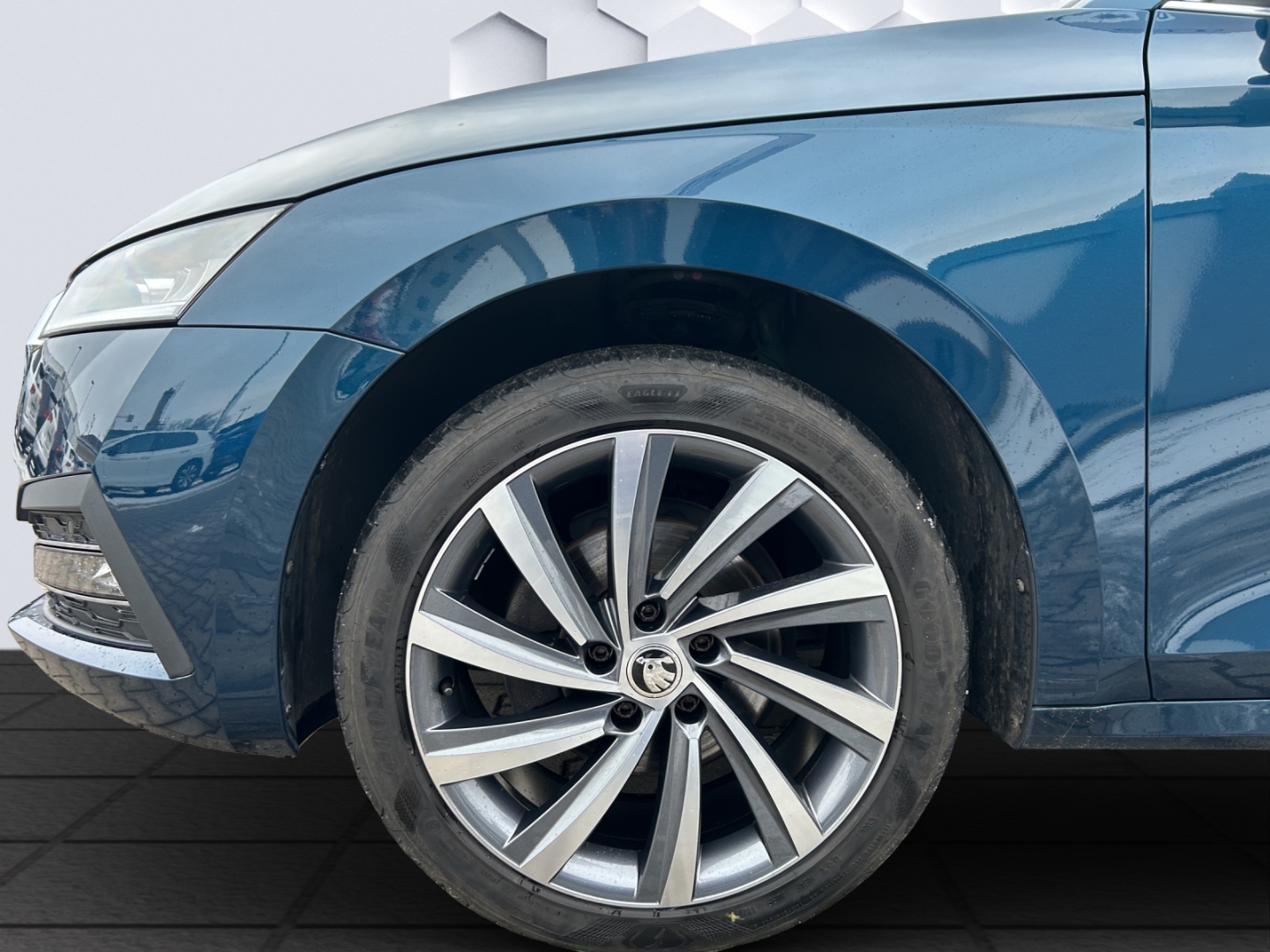 Octavia Combi Style 2.0TDI DSG AHZV LED HuD PDC Sitzheizung