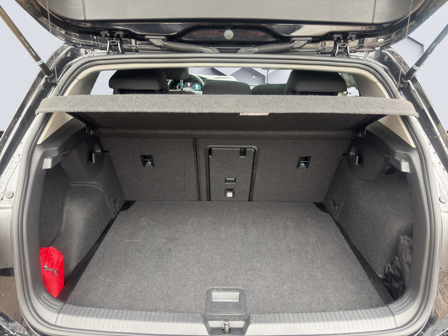 Golf VIII Life 2.0 TDI SCR LED PDC ACC Rückfahrkamera Sitzheizung