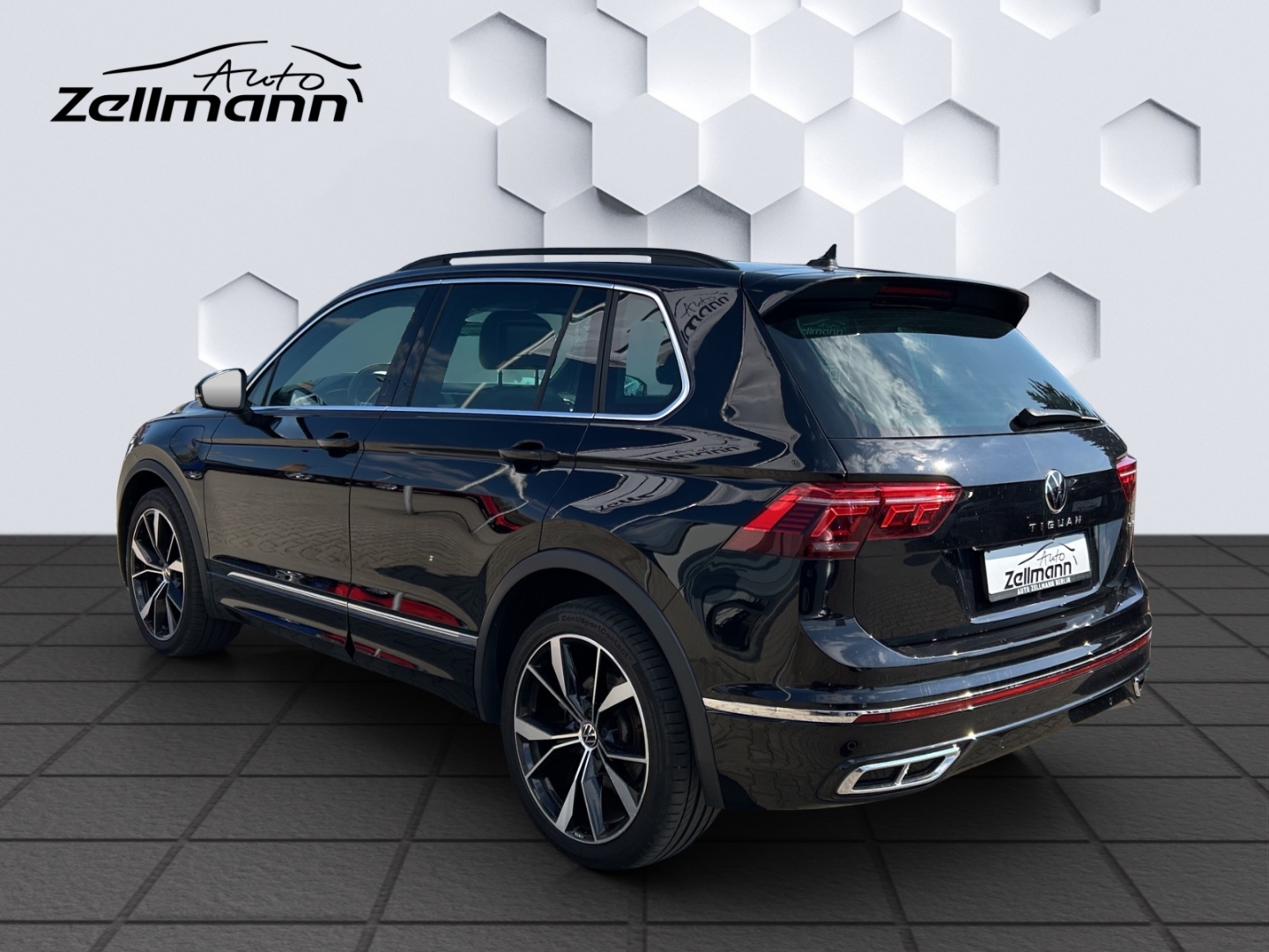 Tiguan R-Line 1.4 eHybrid AHZV MatrixLED PanoDach HuD ACC 360°Kamera ParkLenkAssist