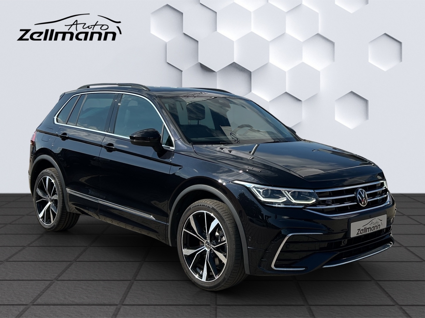 Tiguan R-Line 1.4 eHybrid AHZV MatrixLED PanoDach HuD ACC 360°Kamera ParkLenkAssist