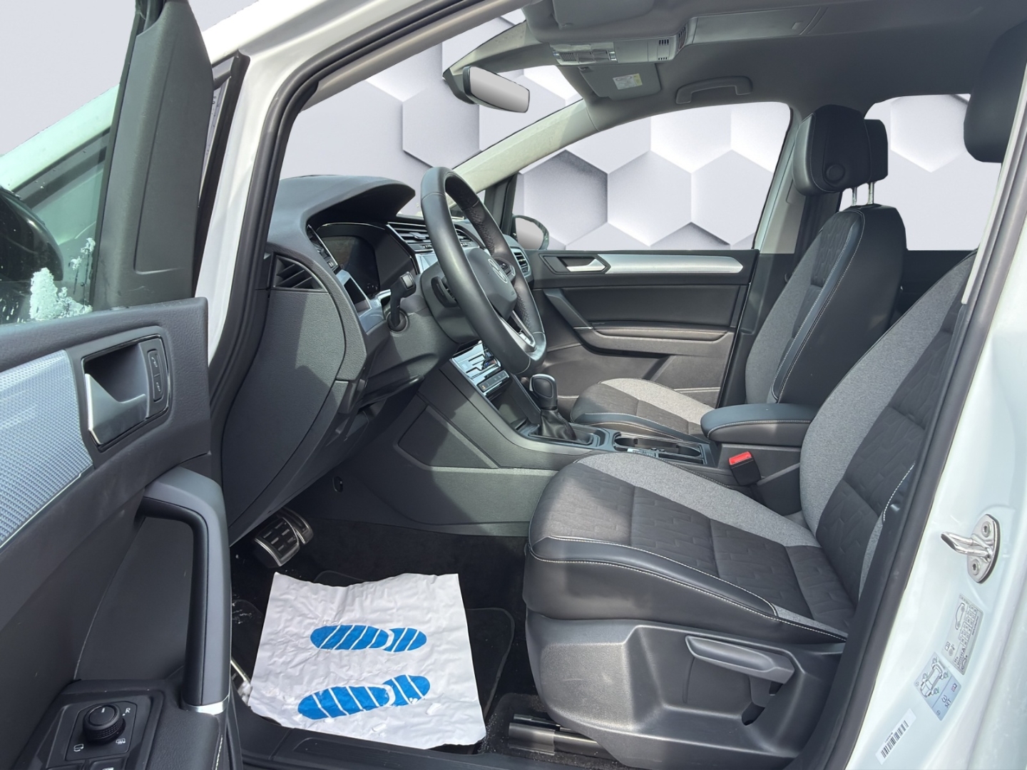 Touran Comfortline BMT Start-Stopp GOAL 1,5TSI OPF 110 kW AHZV LED GJR ACC TrailerAssist Sitzheizung