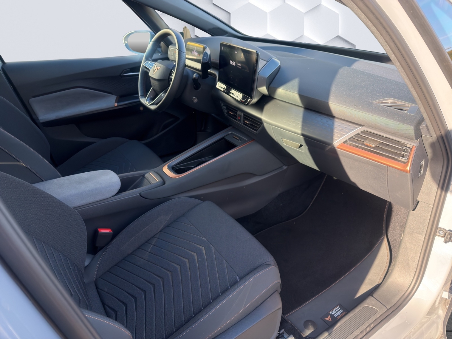 Born 150 kW 150kW LED PDC ACC Sitzheizung