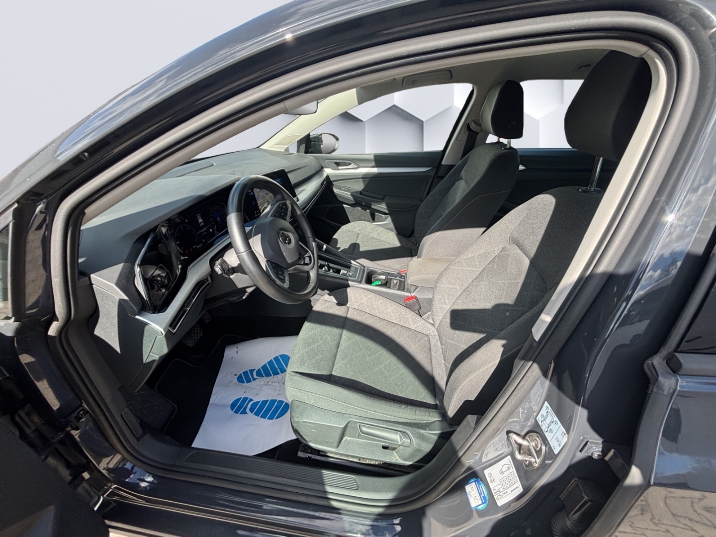 Golf VIII Life 2.0 TDI SCR DSG LED ACC PDC Standheizung Sitzheizung