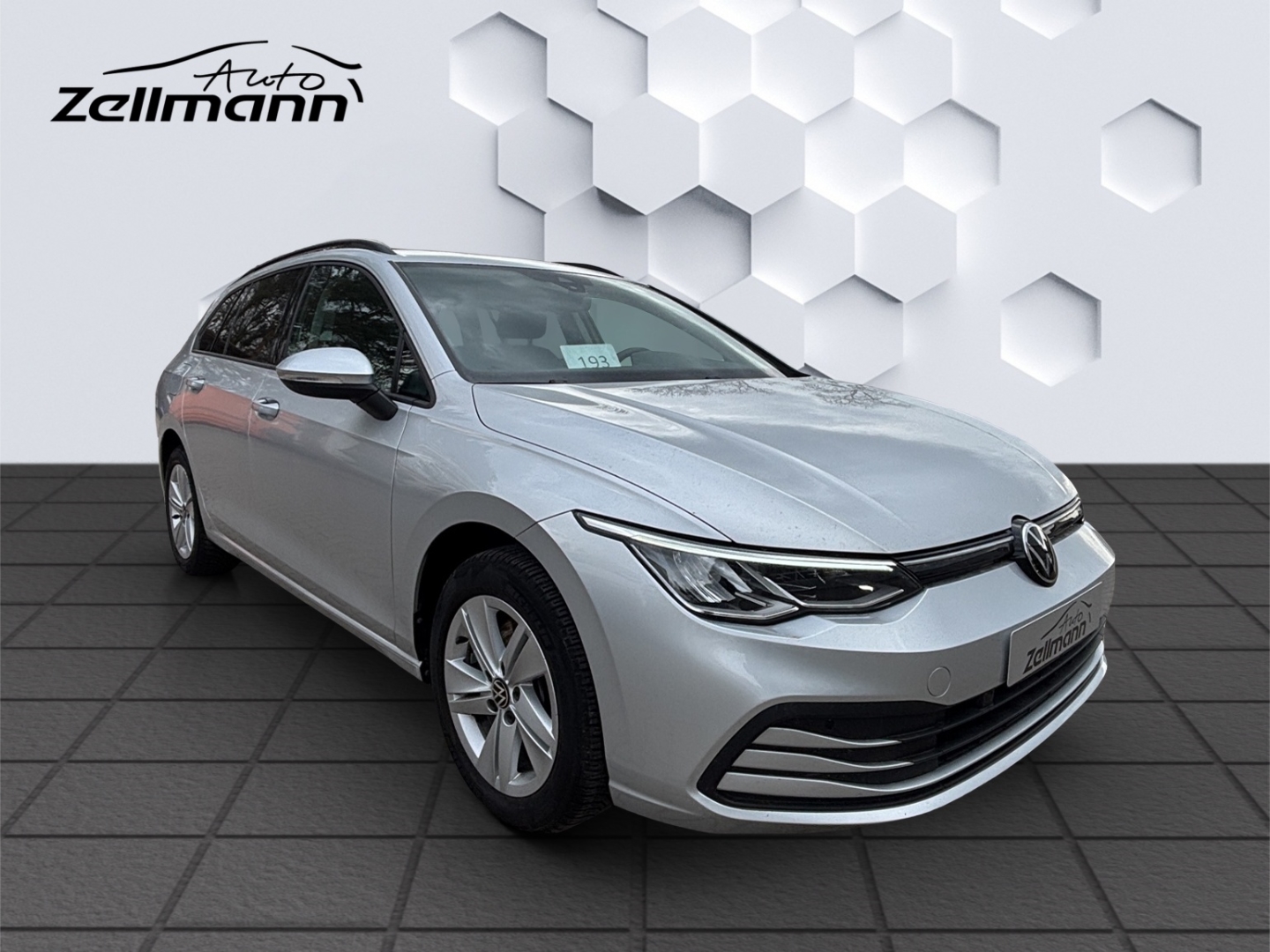 Golf VIII Life 2.0TDI 85kW AHZV LED GJR ACC Rückfahrkamera Sitzheizung