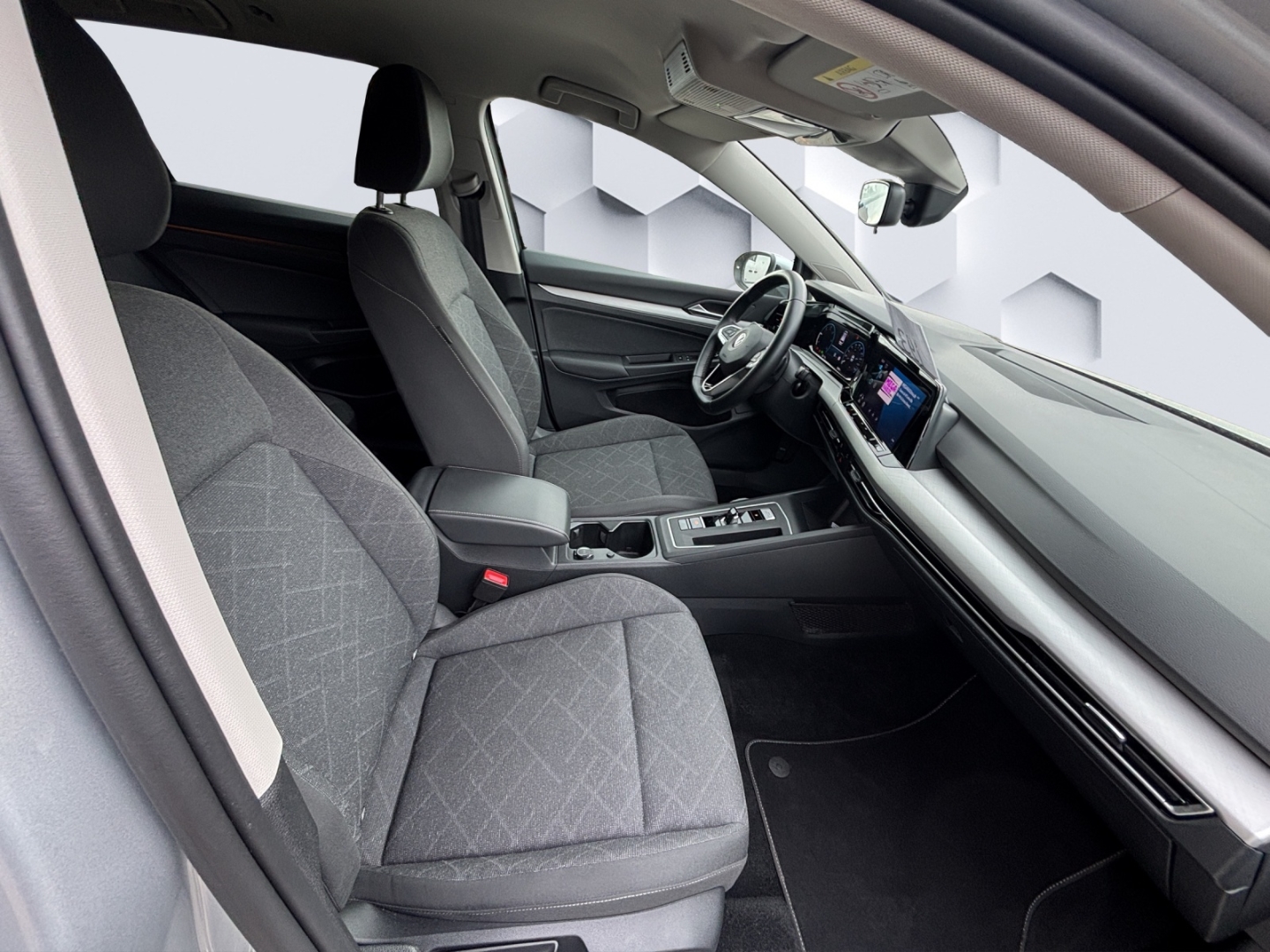 Golf VIII Life 2.0TDI 85kW AHZV LED GJR ACC Rückfahrkamera Sitzheizung