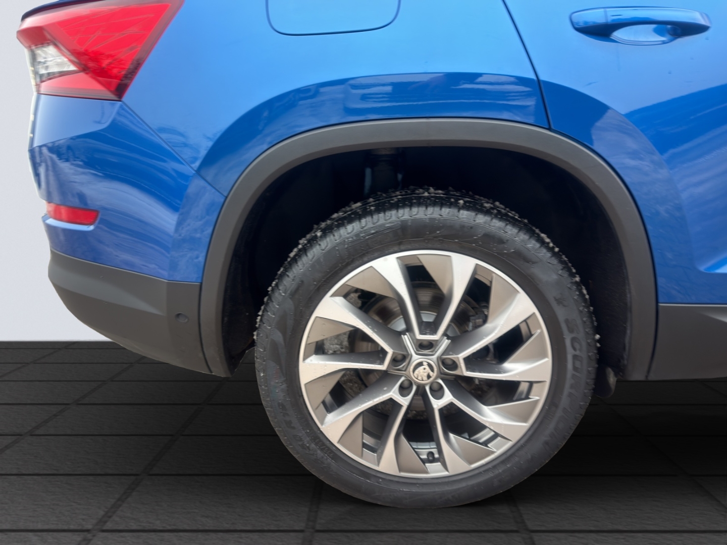 Kodiaq Ambition 4x4 2.0TFSI AHZV LED ACC Rückfahrkamera ParkLenkAssist Sitzheizung