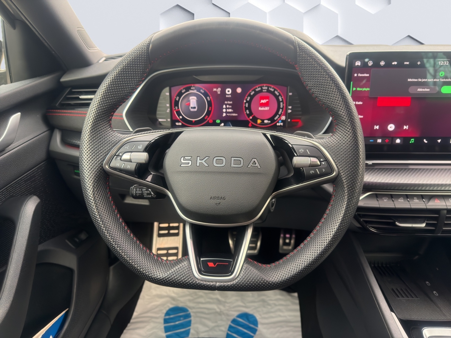 Octavia Combi RS 2.0TSI 195kW MatrixLED PanoDach ACC 360°Kamera Sitzheizung