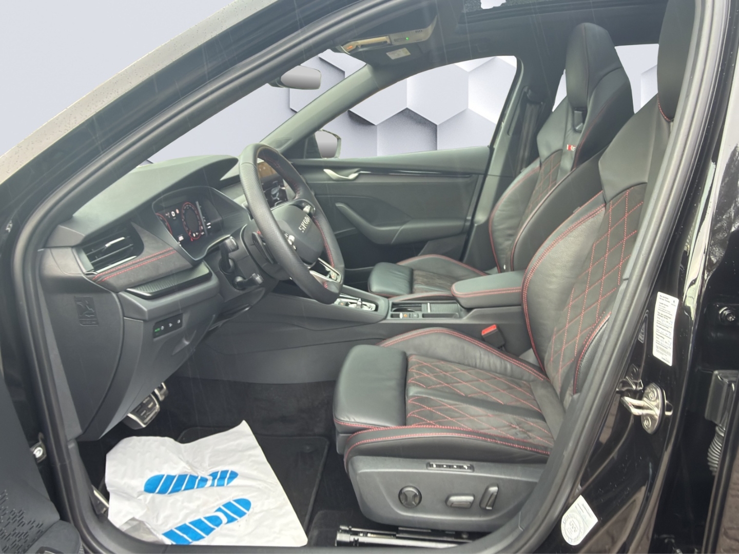 Octavia Combi RS 2.0TSI MatrixLED PanoDach ACC Rückfahrkamera Standheizung Sitzheizung