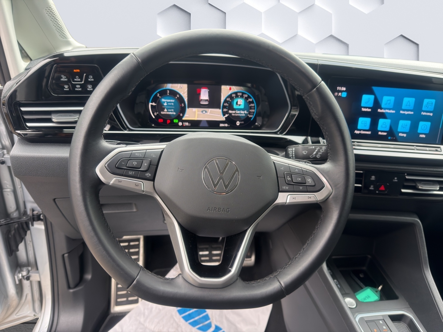 Caddy Maxi Style 2.0TDI DSG LED ACC Rückfahrkamera Sitzheizung 7-Sitzer