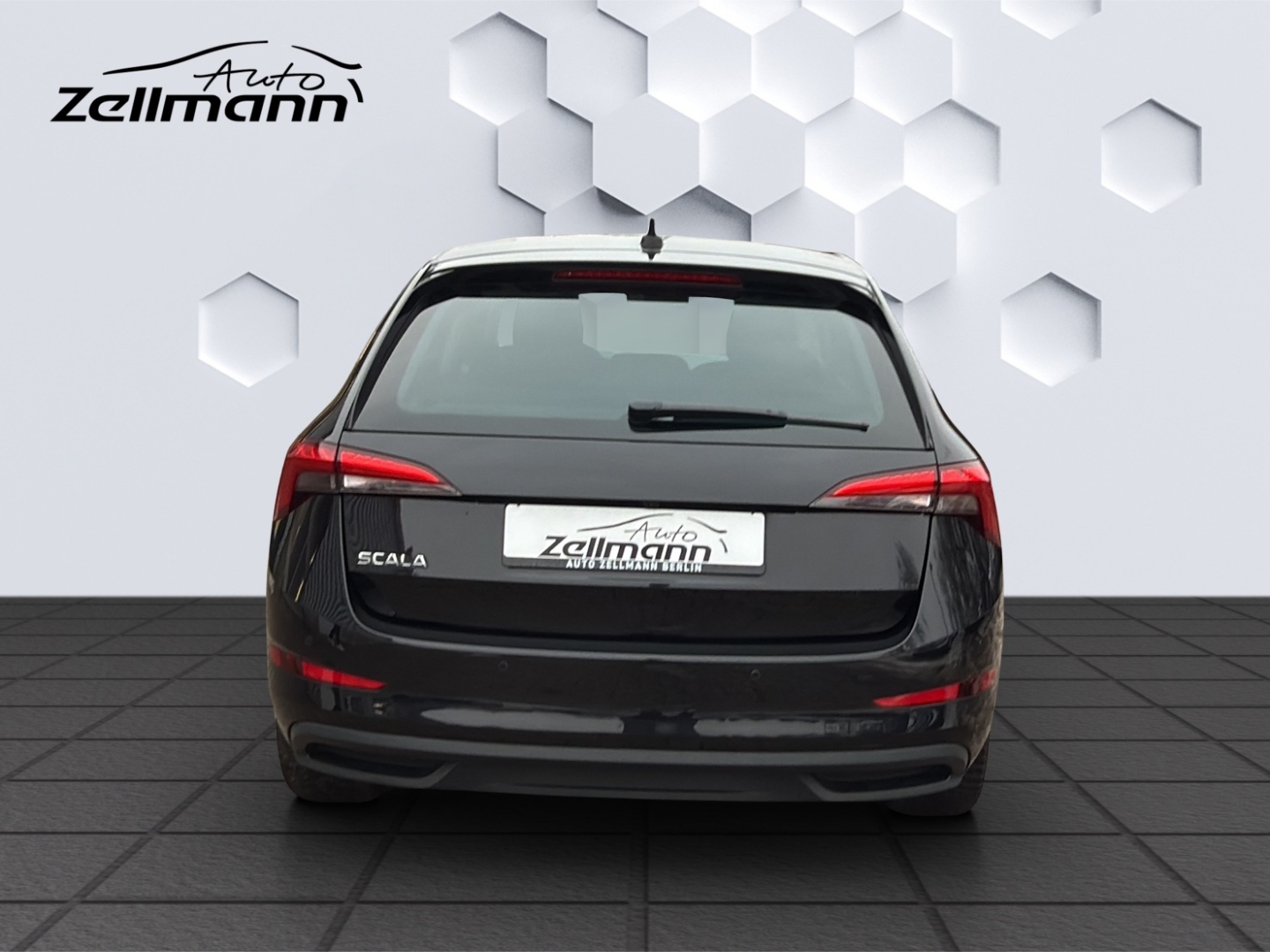 Scala Tour 1.0 TSI 81kW 6-Gang SG LED PDC Rückfahrkamera Sitzheizung