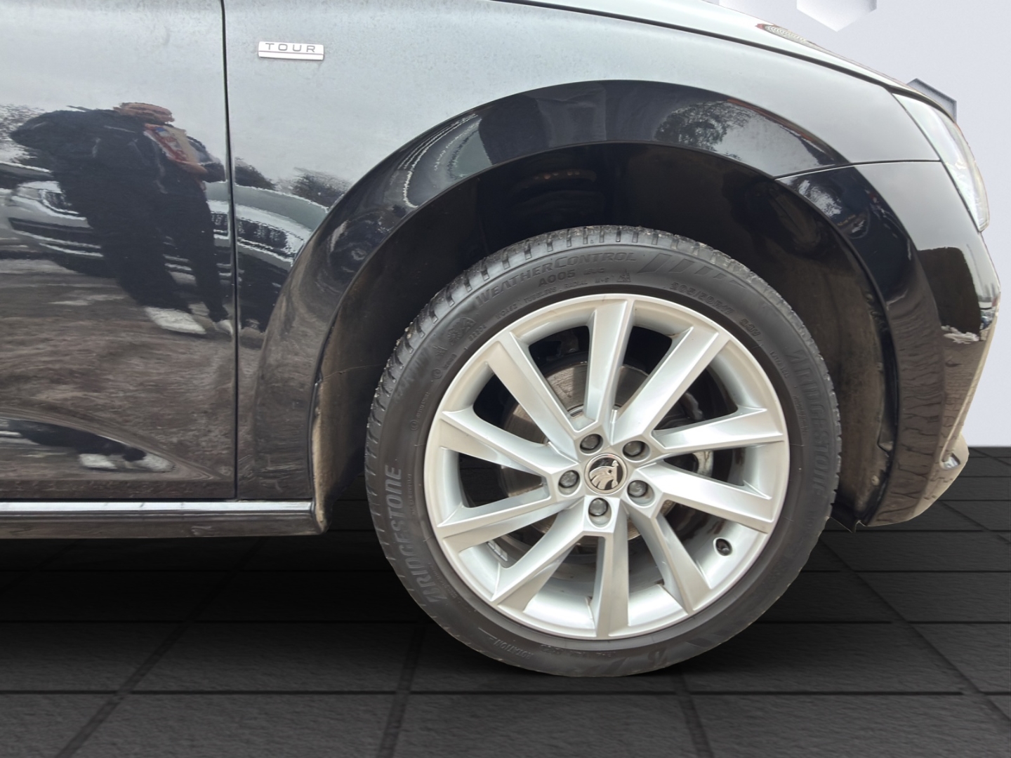 Scala Tour 1.0 TSI 81kW 6-Gang SG LED PDC Rückfahrkamera Sitzheizung