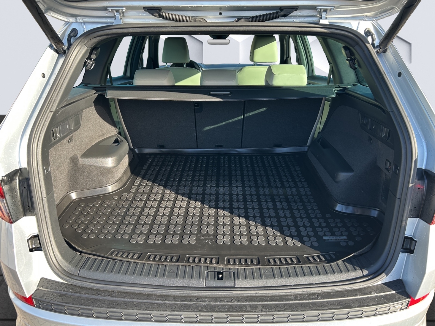 Kodiaq L&K TDI 2.0 110kW DSG AHZV LED PDC 360°Kamera ACC Sitzheizung