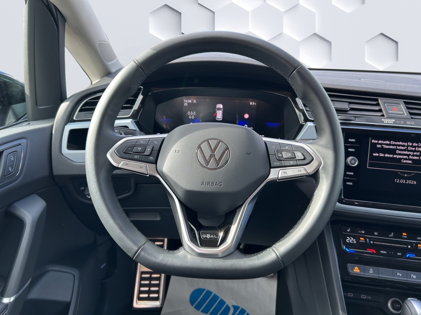 Touran BMT Start-Stopp Comfortline 1.5TSI 110kW DSG AHZV LED GJR ACC TrailerAssist Sitzheizung