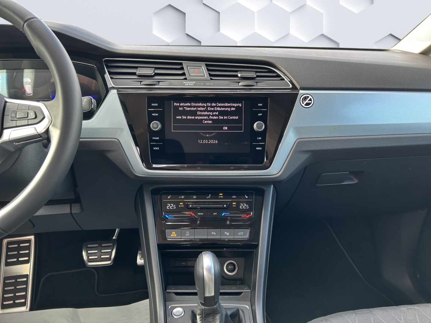 Touran BMT Start-Stopp Comfortline 1.5TSI 110kW DSG AHZV LED GJR ACC TrailerAssist Sitzheizung