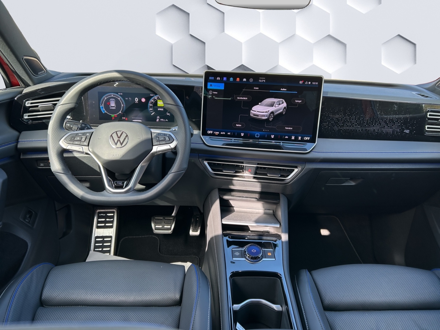 Tiguan 2.0 TDI 110 kW R-Line 2.0TDI 110kW AHZV MatrixLED PanoDach HuD ACC 360°Kamera Standheizung