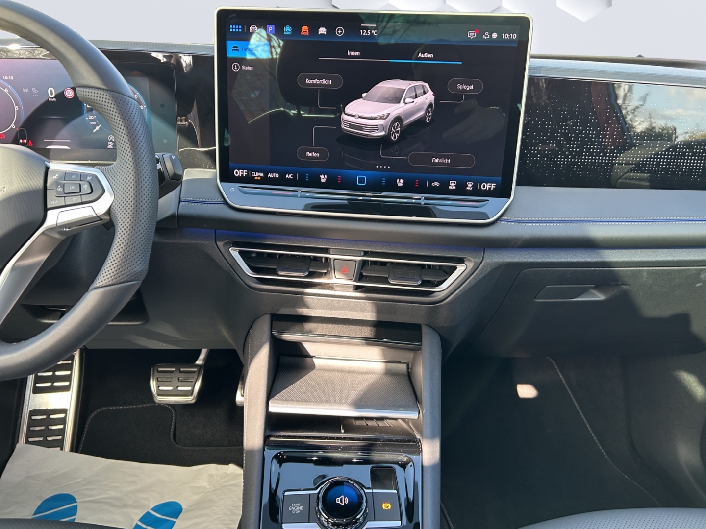 Tiguan 2.0 TDI 110 kW R-Line 2.0TDI 110kW AHZV MatrixLED PanoDach HuD ACC 360°Kamera Standheizung