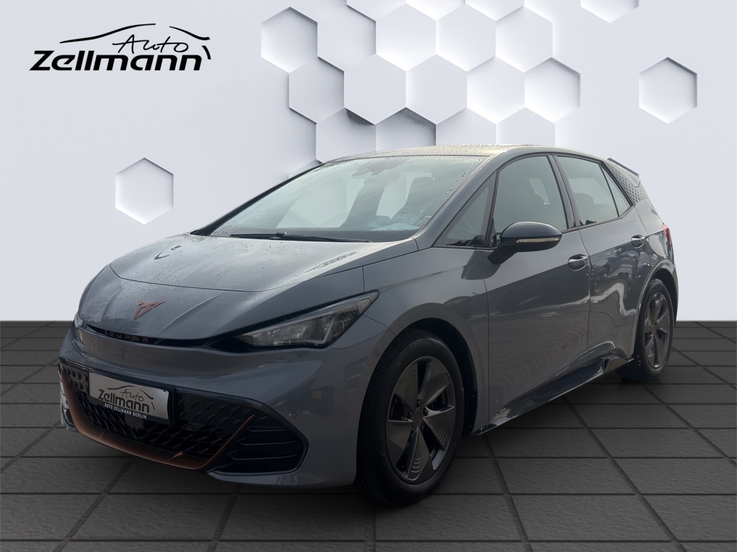 Born 150kW LED PDC Sitzheizung Klima DAB+