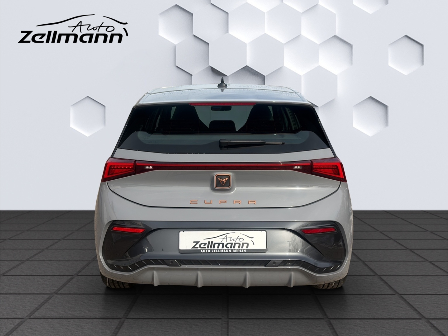 Born 150kW LED PDC Sitzheizung Klima DAB+