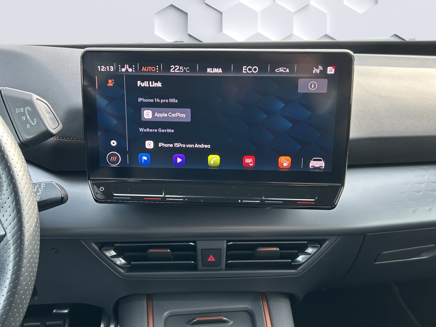 Born 150kW LED HuD GJR ACC 360°Kamera ParkLenkAssist Sitzheizung