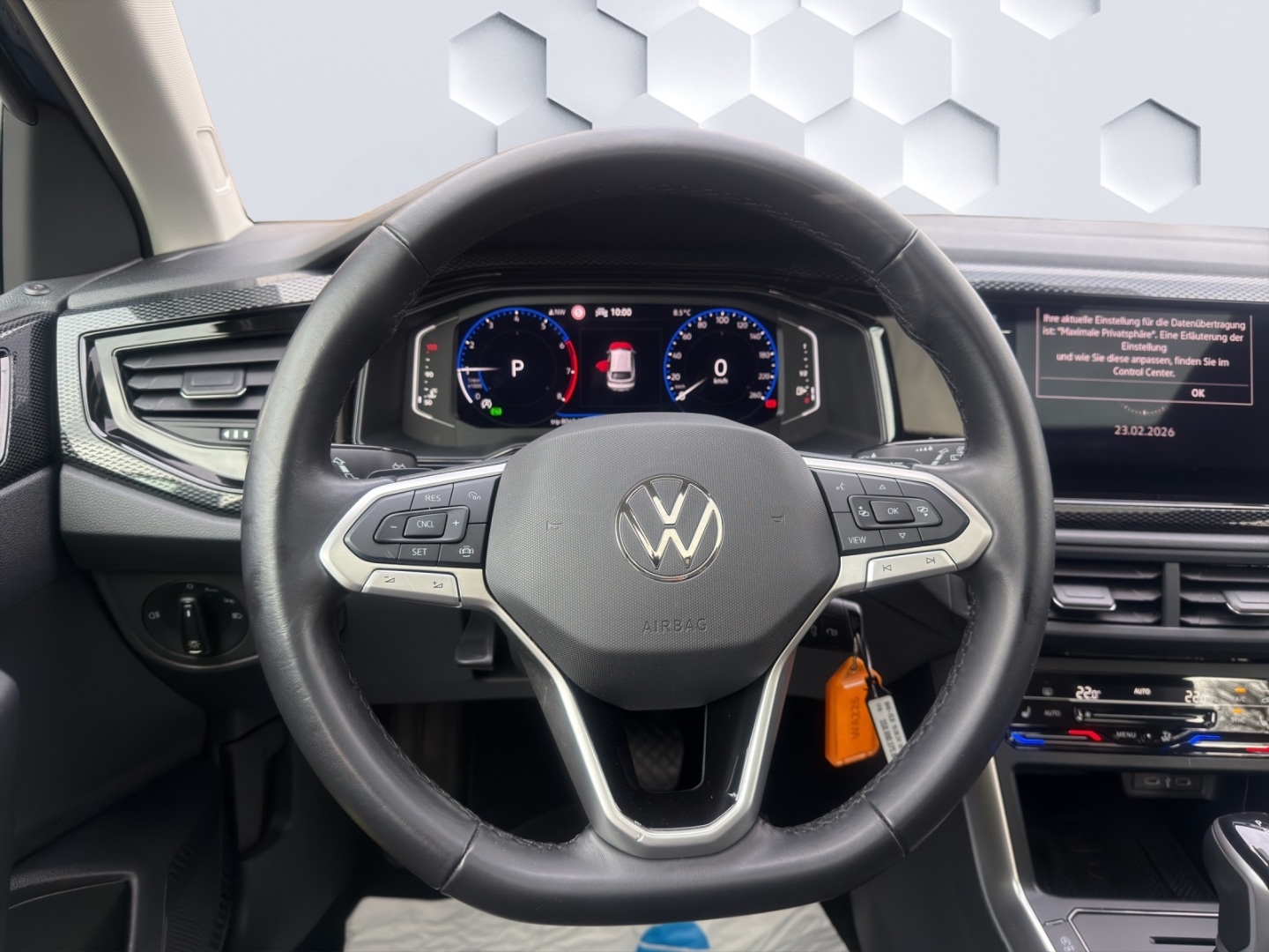 Taigo Life 1.0 TSI 85kW LED PanoDach GJR PDC Sitzheizung