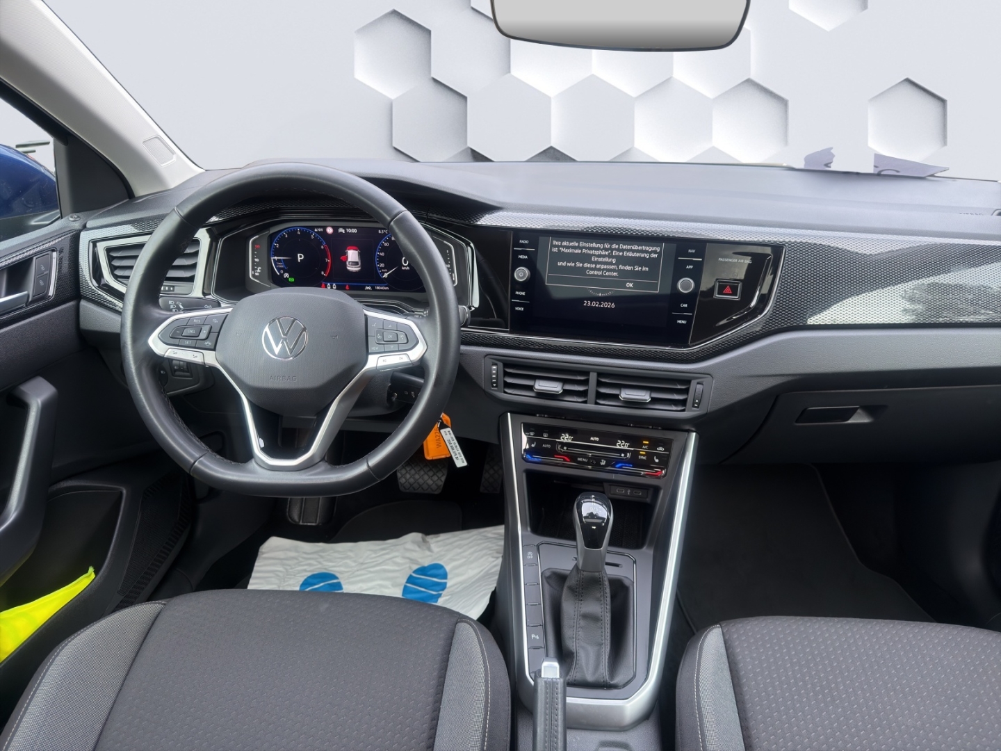 Taigo Life 1.0 TSI 85kW LED PanoDach GJR PDC Sitzheizung