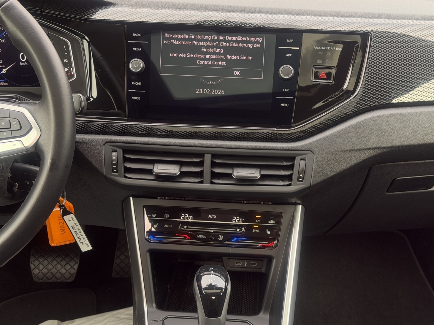 Taigo Life 1.0 TSI 85kW LED PanoDach GJR PDC Sitzheizung