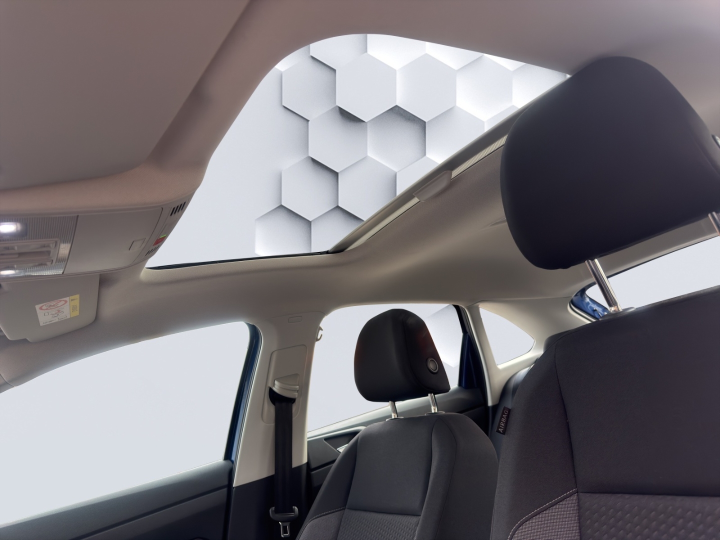 Taigo Life 1.0 TSI 85kW LED PanoDach GJR PDC Sitzheizung