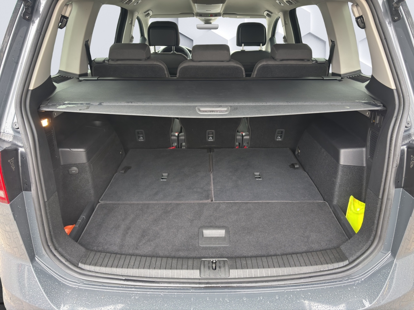 Touran BMT Start-Stopp Comfortline 2.0TDI 110kW AHZV LED ACC Rückfahrkamera Sitzheizung