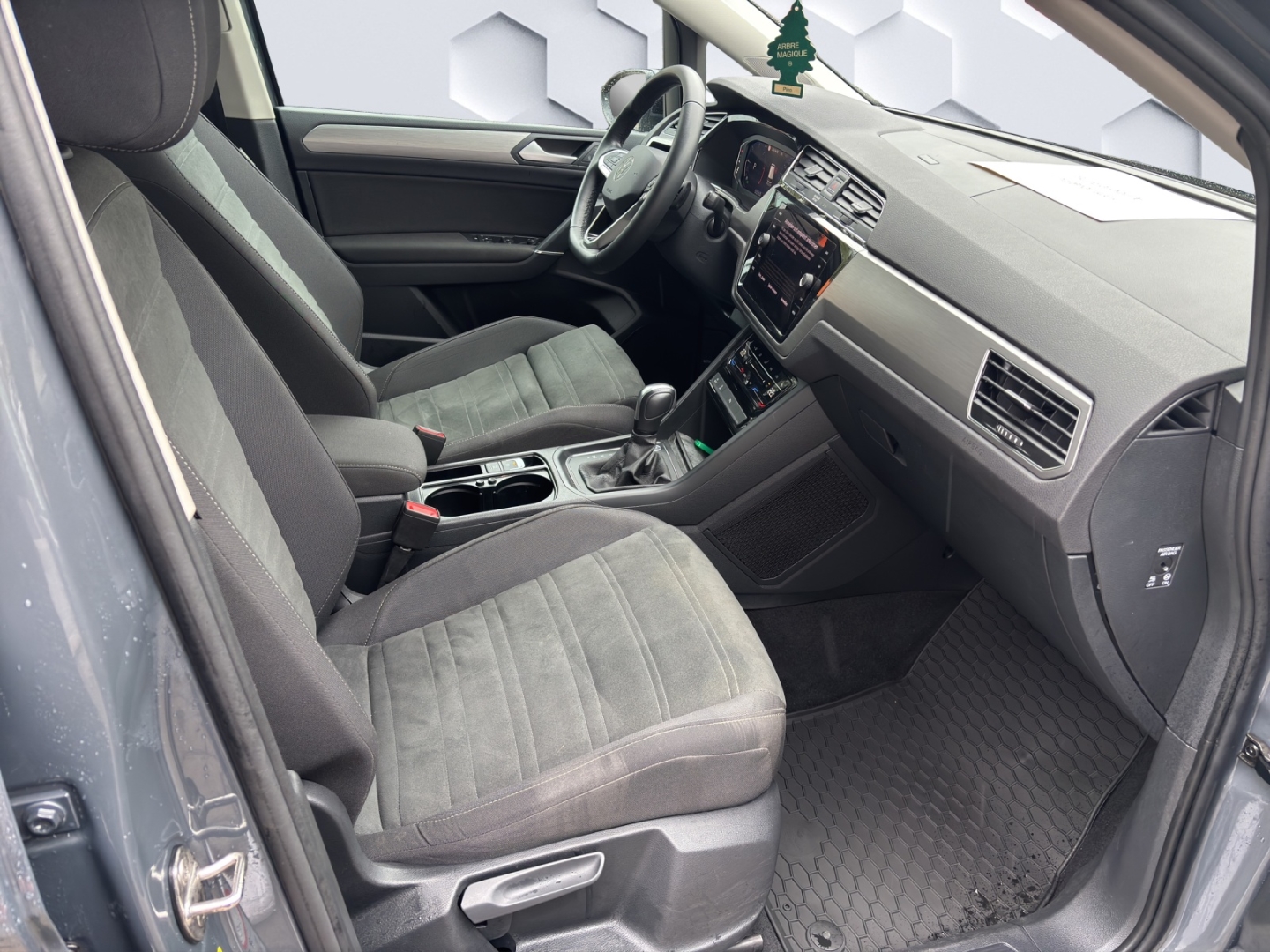 Touran BMT Start-Stopp Comfortline 2.0TDI 110kW AHZV LED ACC Rückfahrkamera Sitzheizung