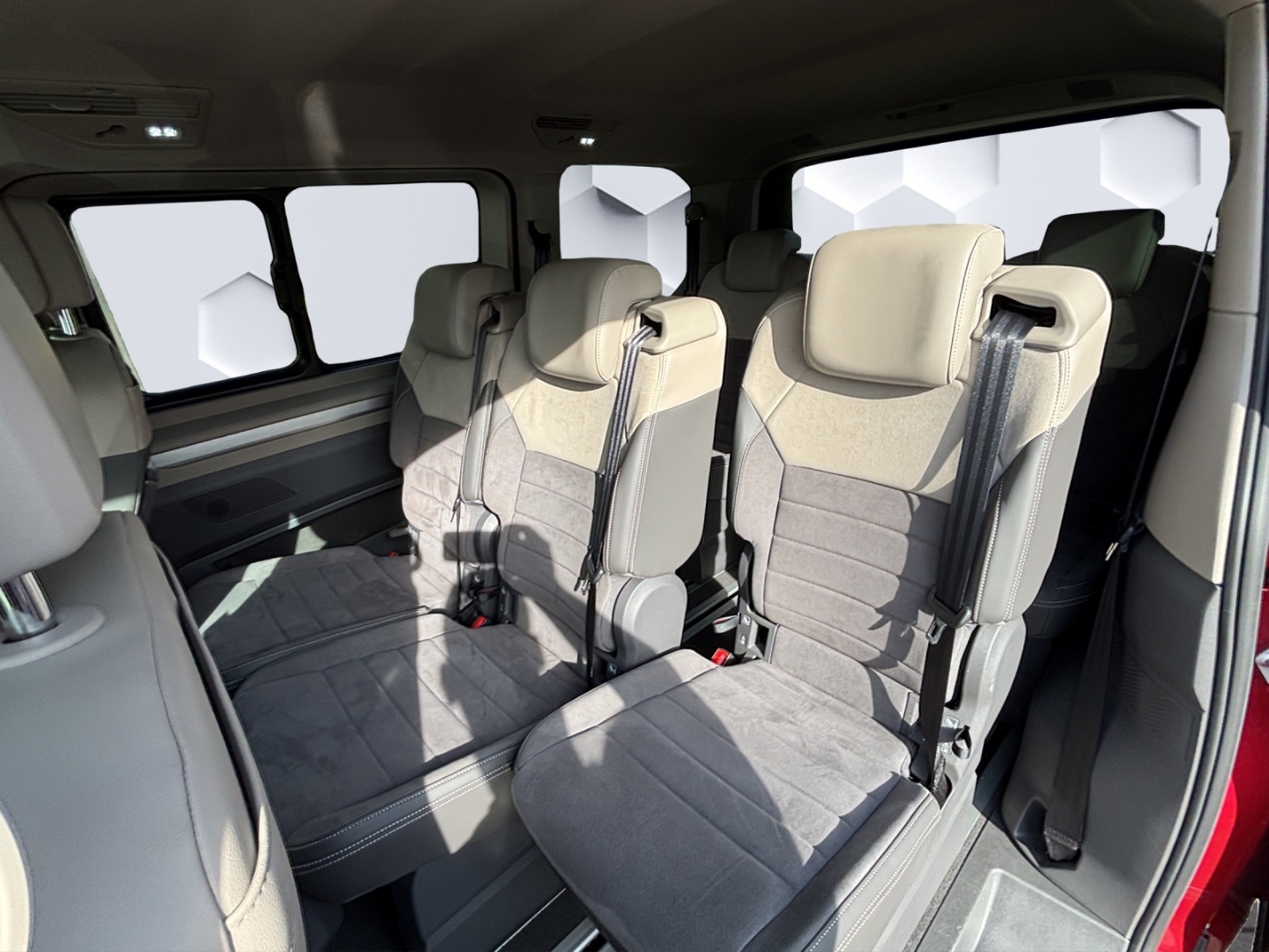 T7 Multivan Life 2.0l TDI 110kW DSG AHZV MatrixLED ACC 360°Kamera ParkAssist Standheizung Sitzheizung 7-Sitzer