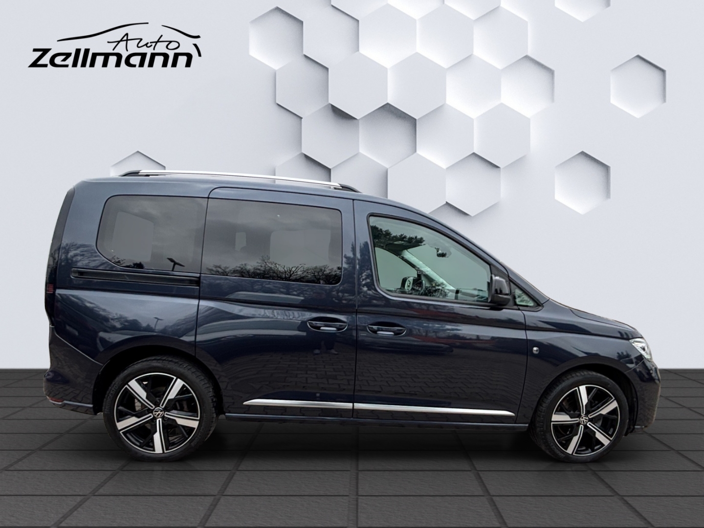 Caddy Style 5-Sitzer 2.0TDI AHZV LED ACC Rückfahrkamera ParkAssist Stand