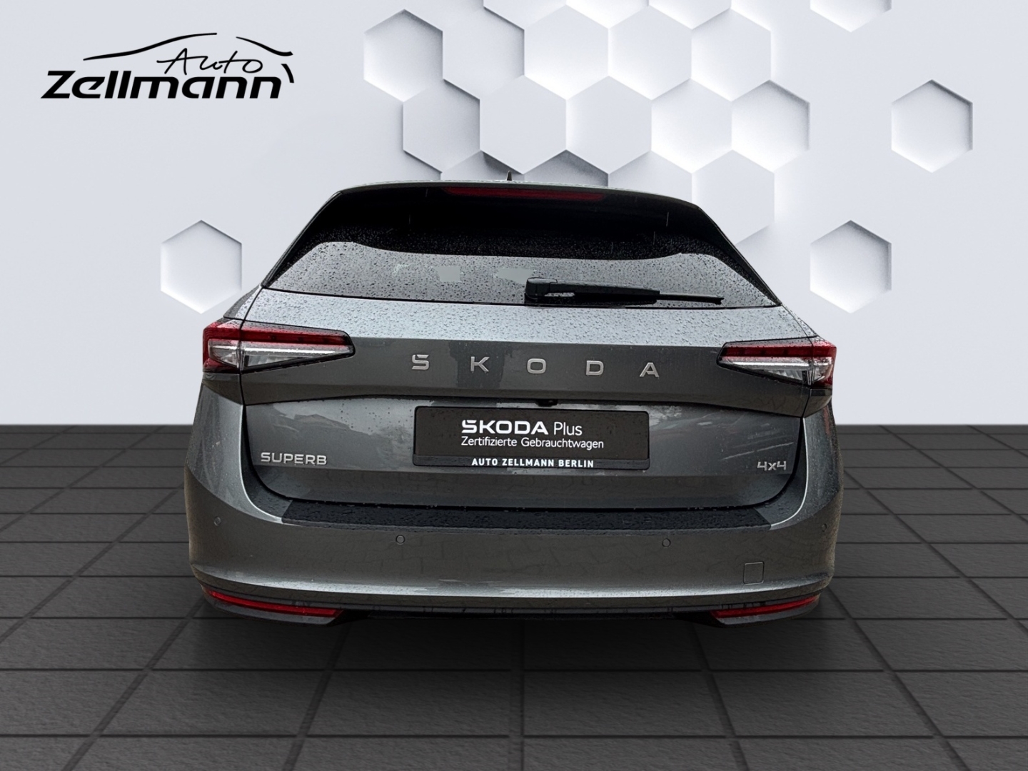 Superb Selection 4x4 2.0 TFSI AHZV MatrixLED PanoDach HuD PDC Rückfahrkamera Sitzheizung