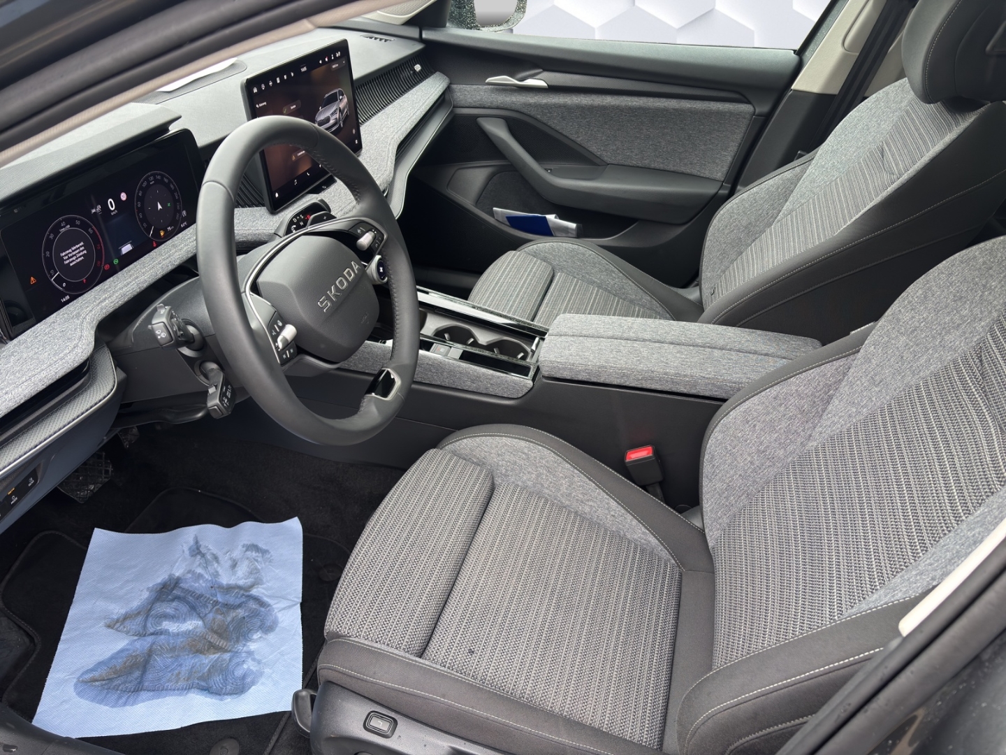 Superb Selection 4x4 2.0 TFSI AHZV MatrixLED PanoDach HuD PDC Rückfahrkamera Sitzheizung