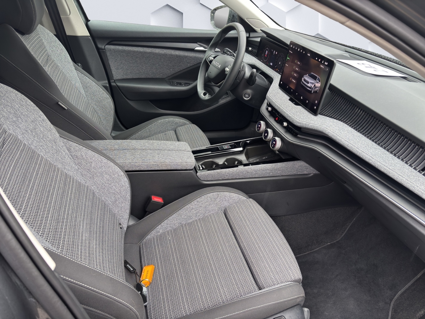 Superb Selection 4x4 2.0 TFSI AHZV MatrixLED PanoDach HuD PDC Rückfahrkamera Sitzheizung