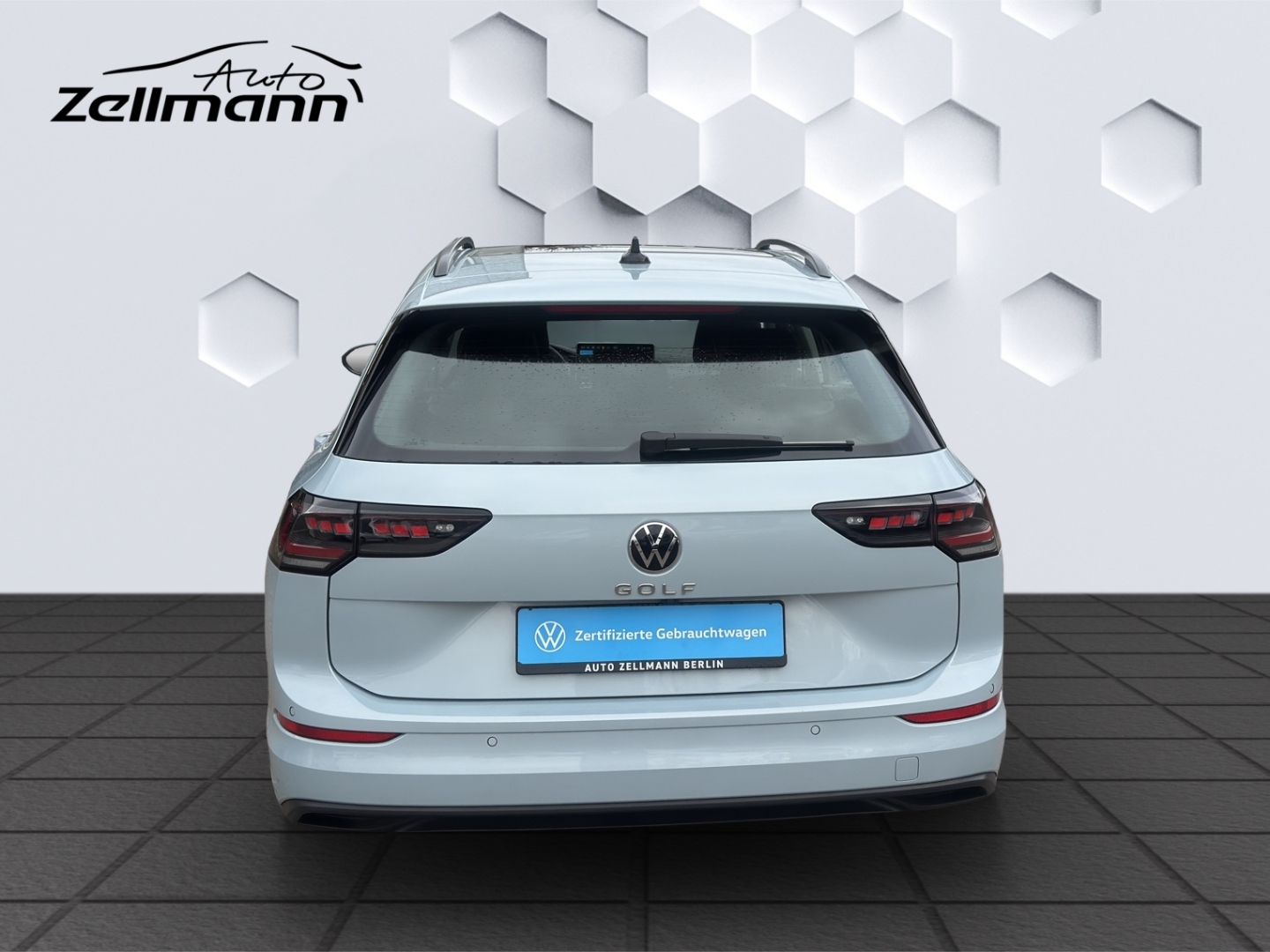 Golf VIII 110 kW Life 2.0 TDI AHZV PanoDach ACC 360°Kamera ParkAssist Sitzheizung