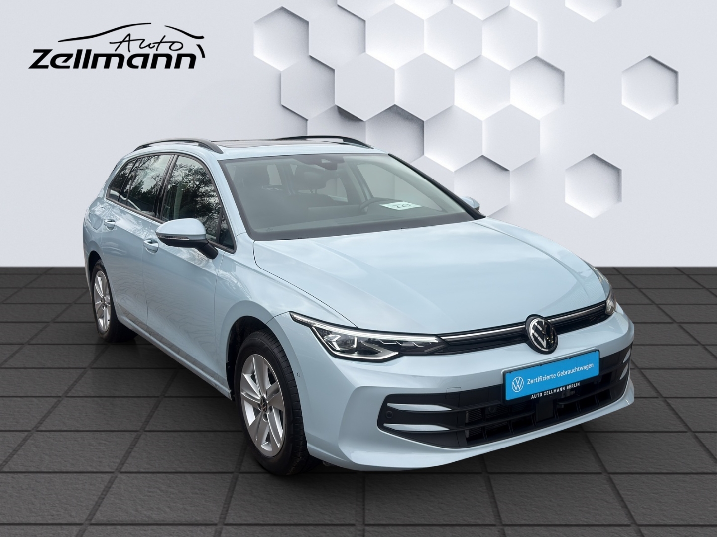 Golf VIII 110 kW Life 2.0 TDI AHZV PanoDach ACC 360°Kamera ParkAssist Sitzheizung
