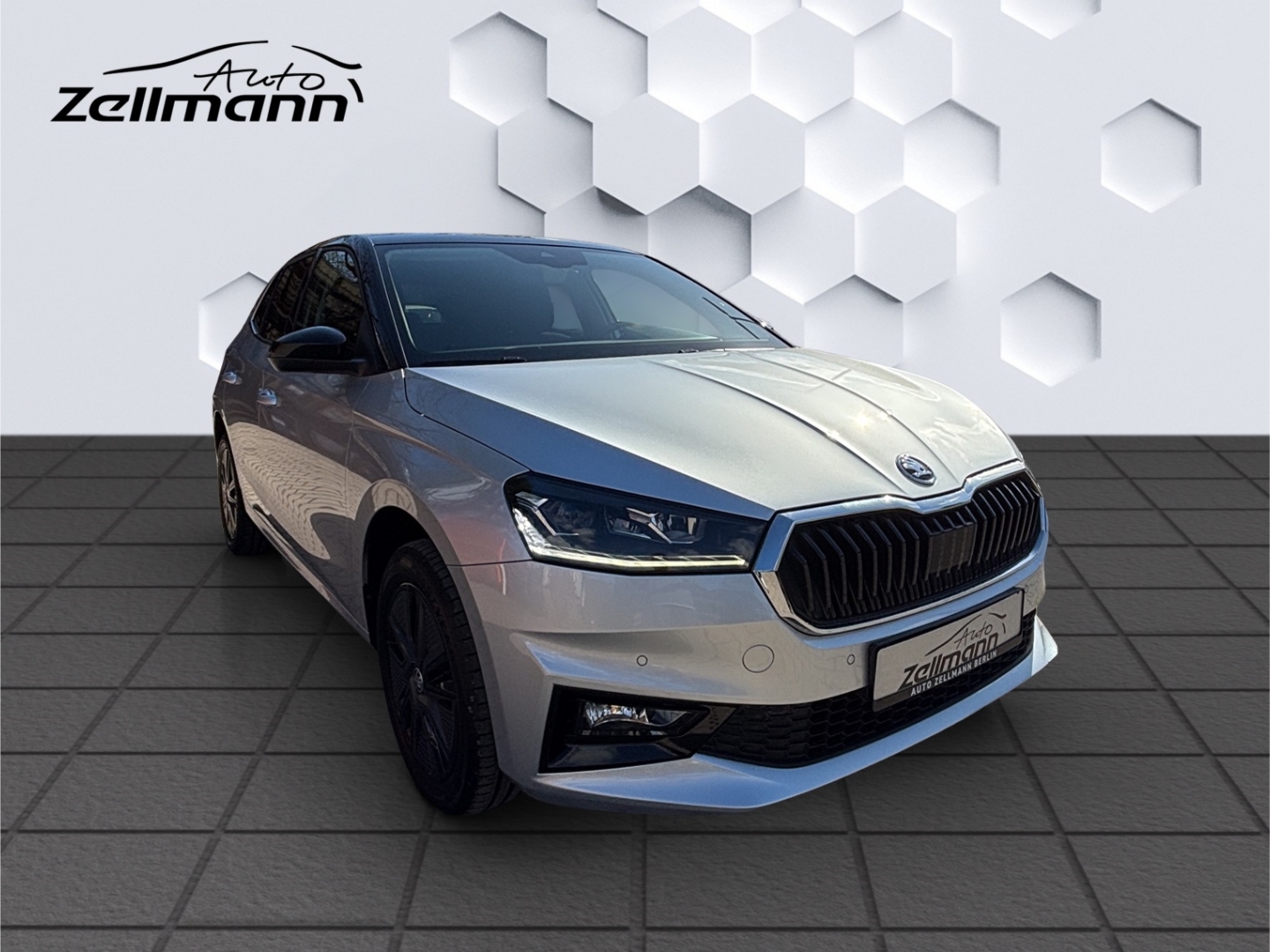 Fabia 1.0TSI 81 kW DSG Style LED Navi Kamera DAB+ beheizbare Frontscheibe