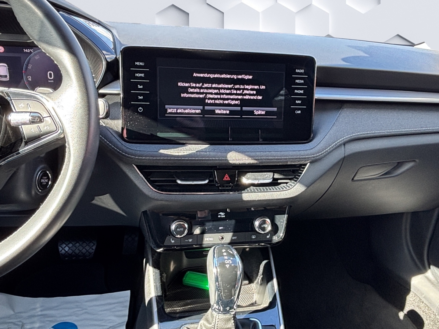 Fabia 1.0TSI 81 kW DSG Style LED Navi Kamera DAB+ beheizbare Frontscheibe