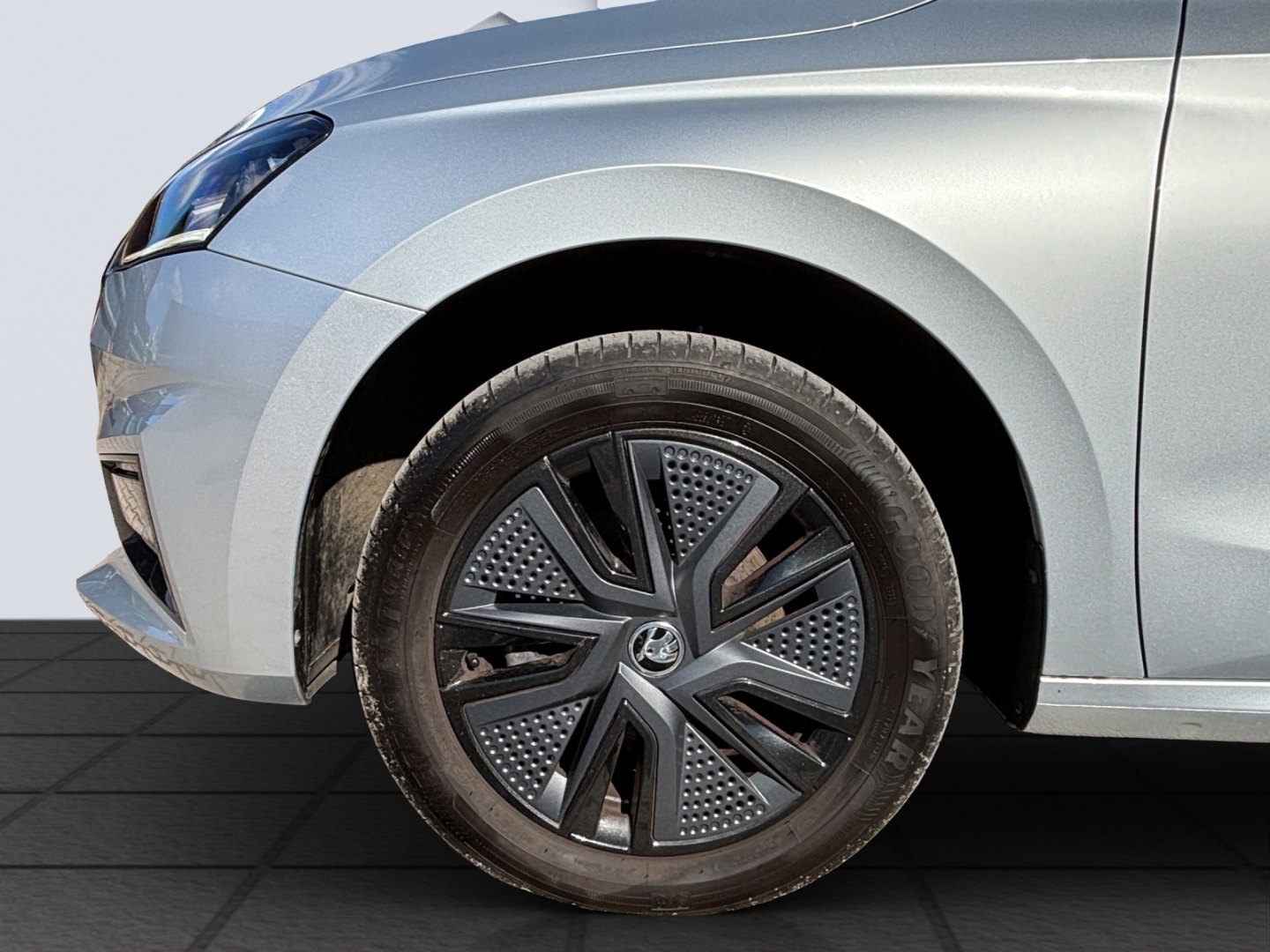 Fabia 1.0TSI 81 kW DSG Style LED Navi Kamera DAB+ beheizbare Frontscheibe