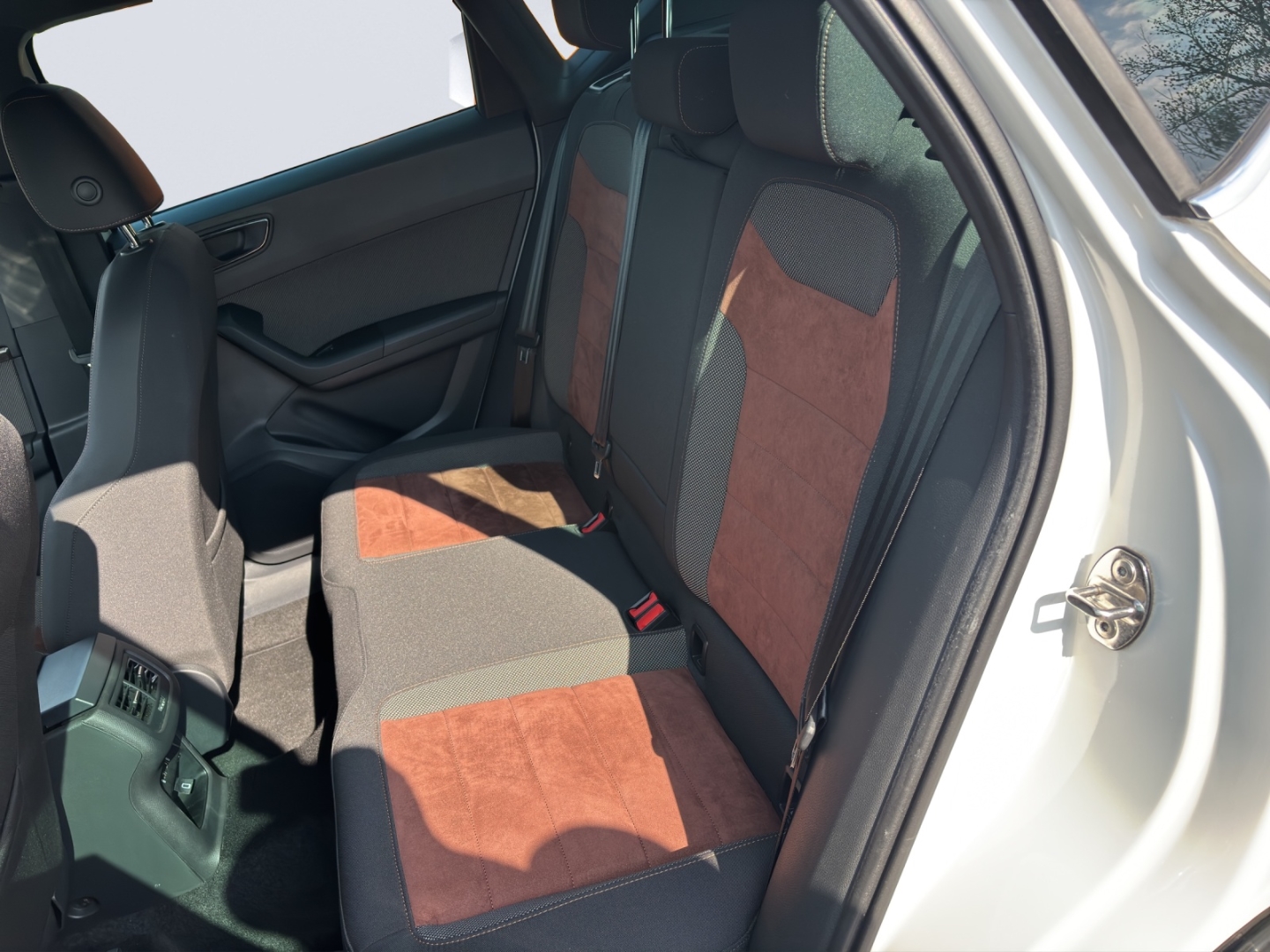 Ateca XCELLENCE 1.4 TSI 110kW LED Rückfahrkamera Klima