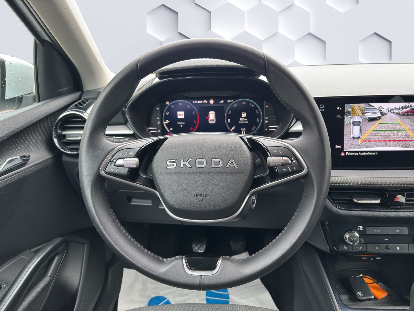 Fabia Selection 1.0 TSI 85kW LED GJR PDC Rückfahrkamera Sitzheizung