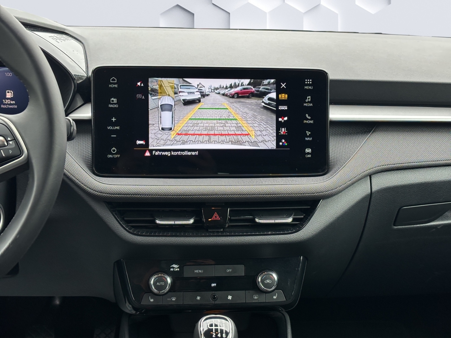 Fabia Selection 1.0 TSI 85kW LED GJR PDC Rückfahrkamera Sitzheizung