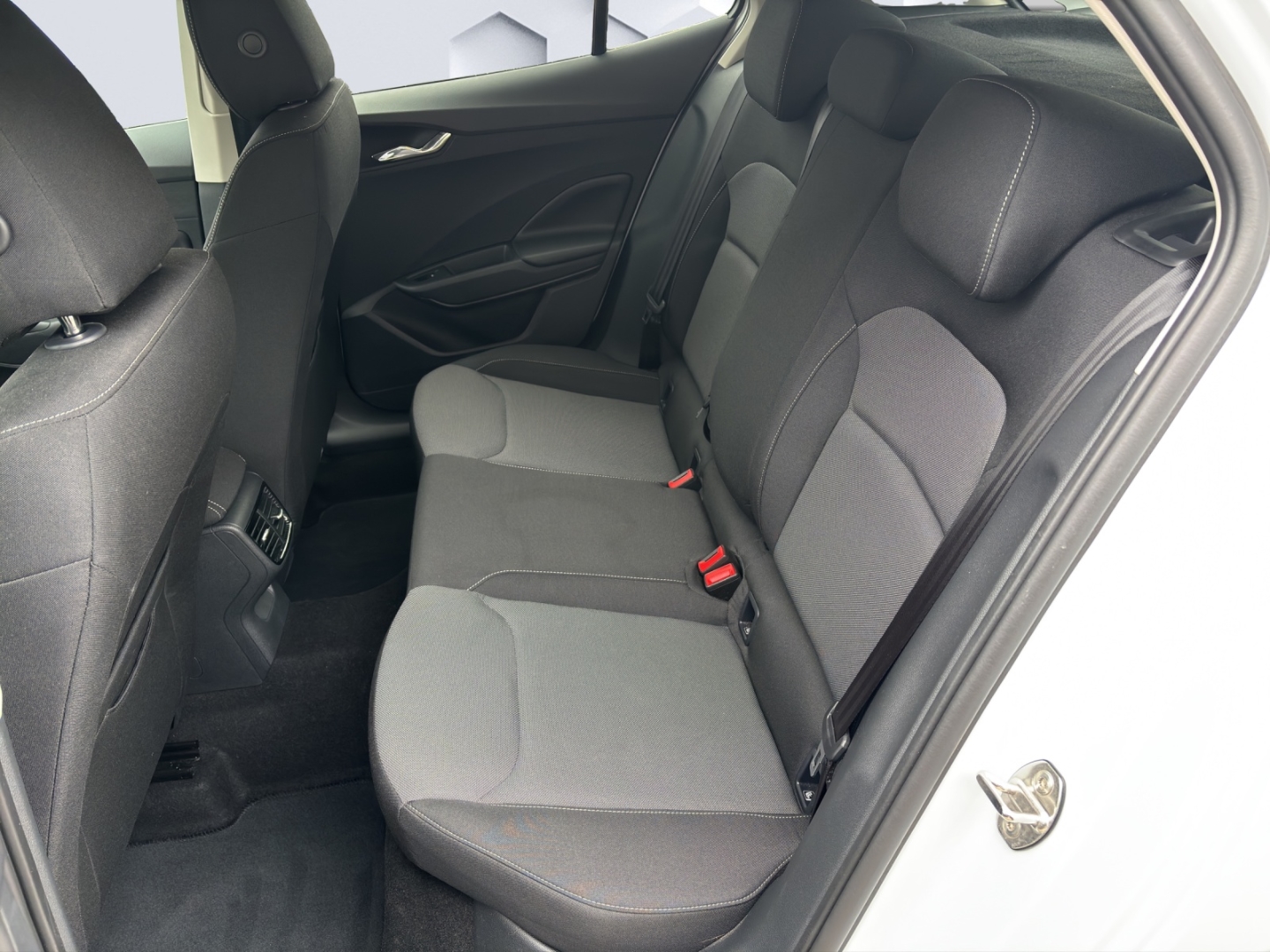 Fabia Selection 1.0 TSI 85kW LED GJR PDC Rückfahrkamera Sitzheizung