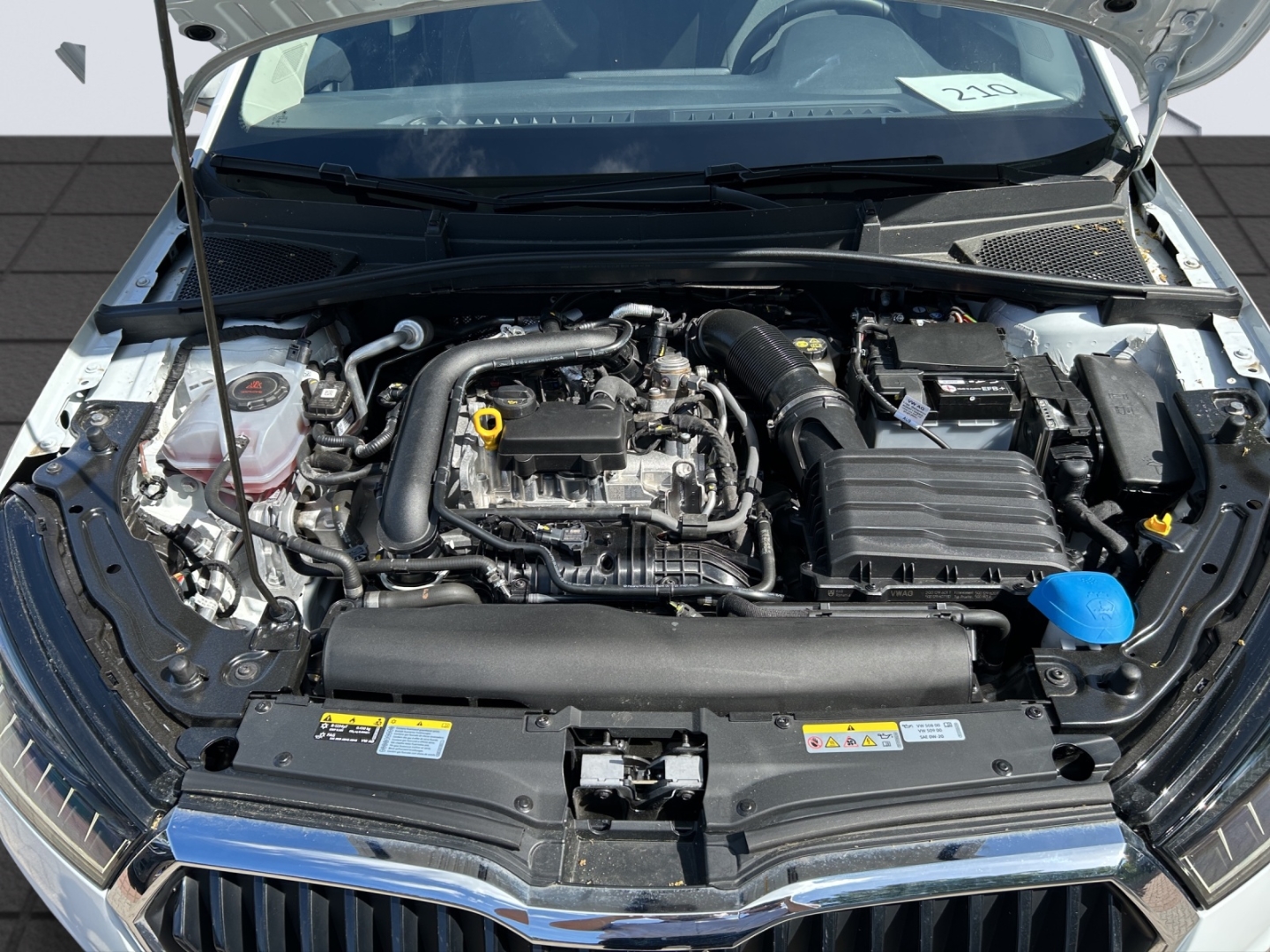 Fabia Selection 1.0 TSI 85kW LED GJR PDC Rückfahrkamera Sitzheizung