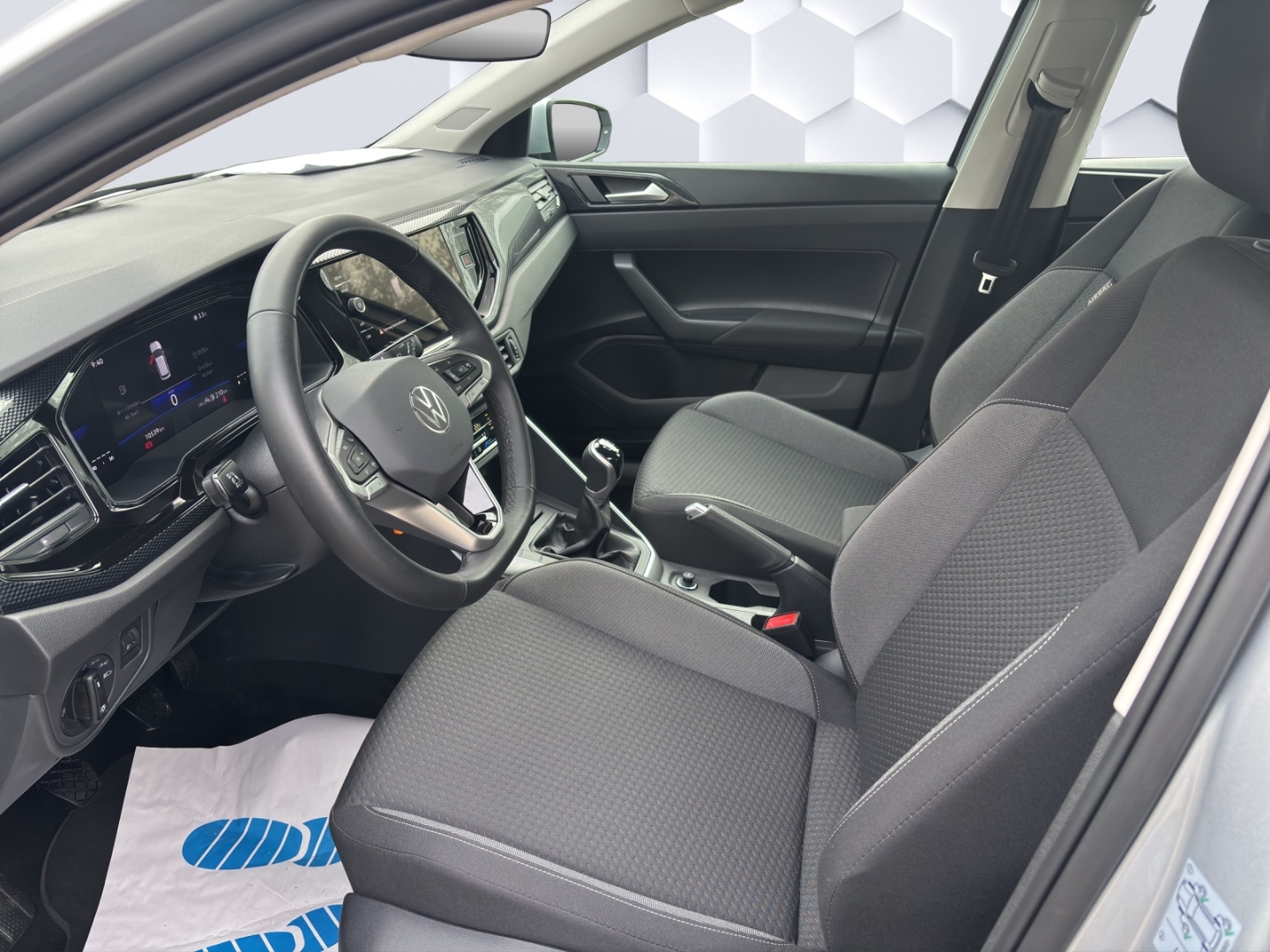 Polo VI Life 1.0 MPI 59kW LED GJR PDC ACC Sitzheizung