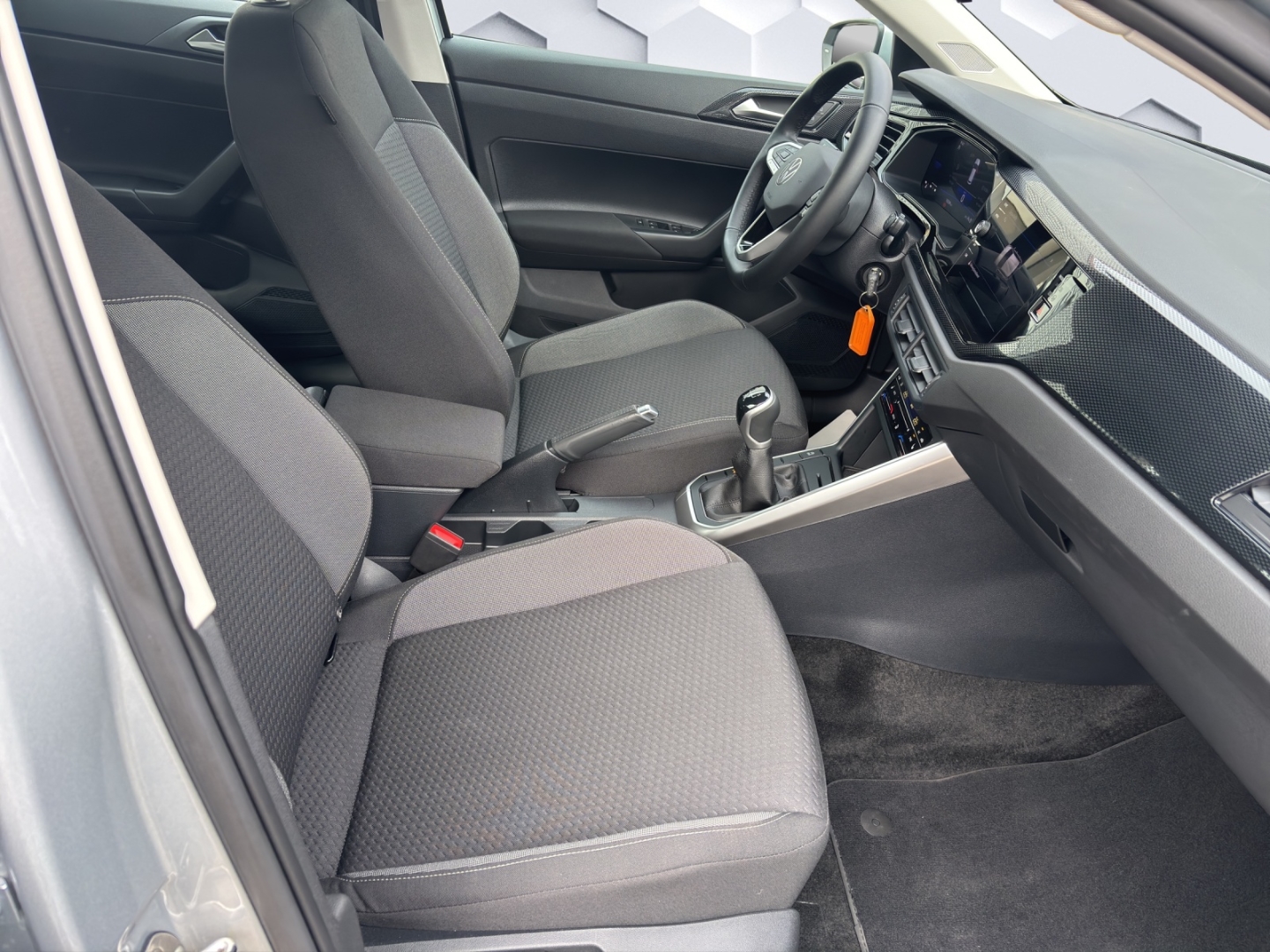 Polo VI Life 1.0 MPI 59kW LED GJR PDC ACC Sitzheizung