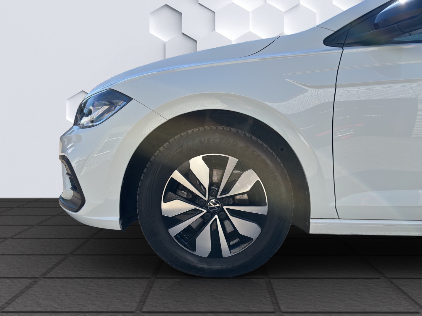 Polo VI Goal 1.0 TSI 85kW AHZV GJR PDC ACC Rückfahrkamera Sitzheizung