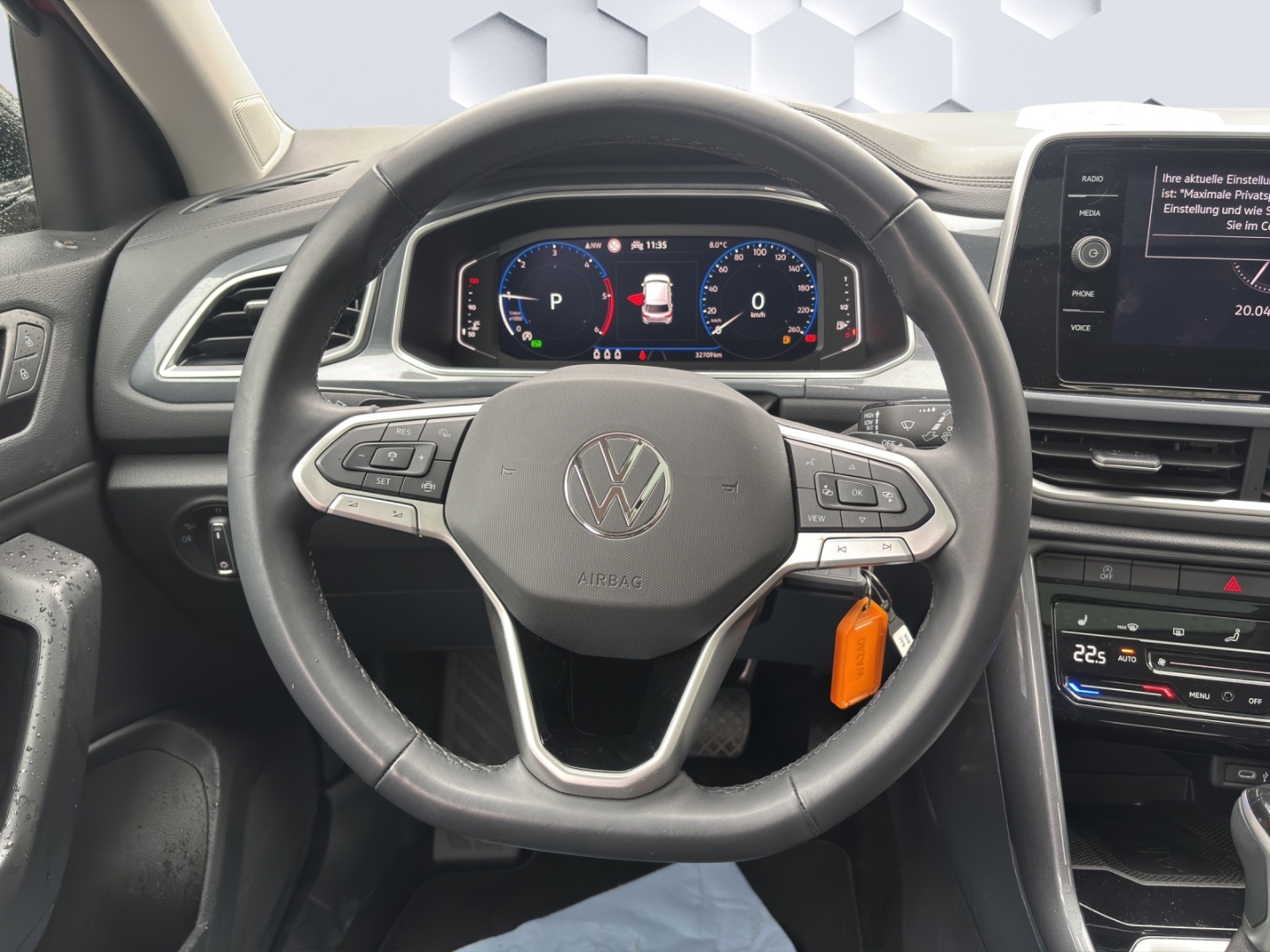 T-Roc Style 2.0 TDI AHZV PanoDach ACC Rückfahrkamera ParkAssist Sitzheizung