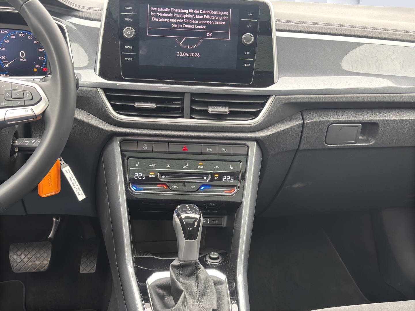 T-Roc Style 2.0 TDI AHZV PanoDach ACC Rückfahrkamera ParkAssist Sitzheizung