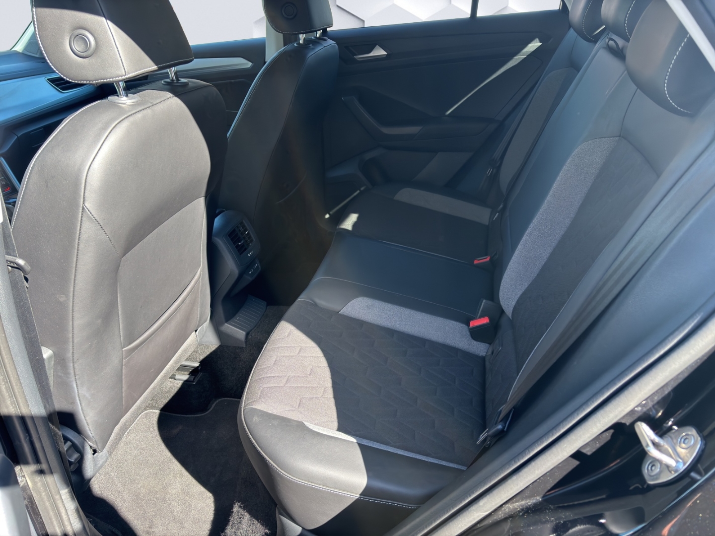 T-Roc Goal Life 2.0TDI 110kW AHZV GJR ACC Rückfahrkamera ParkAssist Sitzheizung